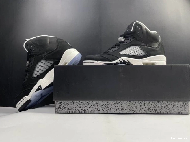 AIR 5 JORDAN CT4838-011 OREO 1023